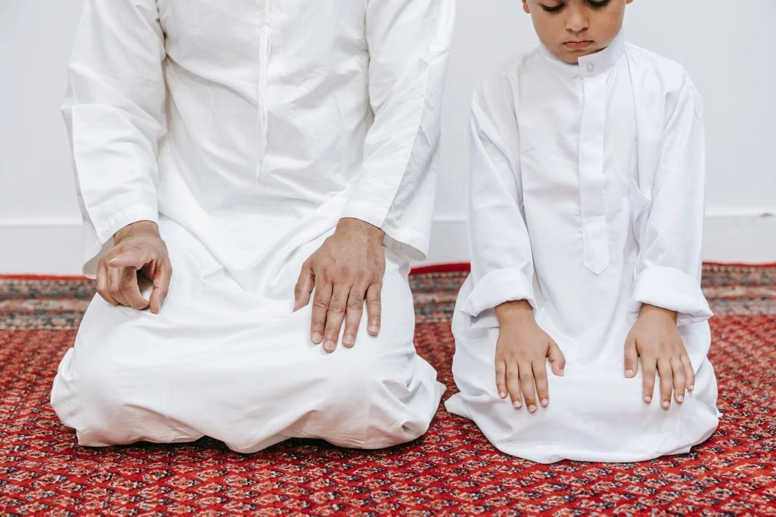 How Fathers Become Spiritual Leaders at Home